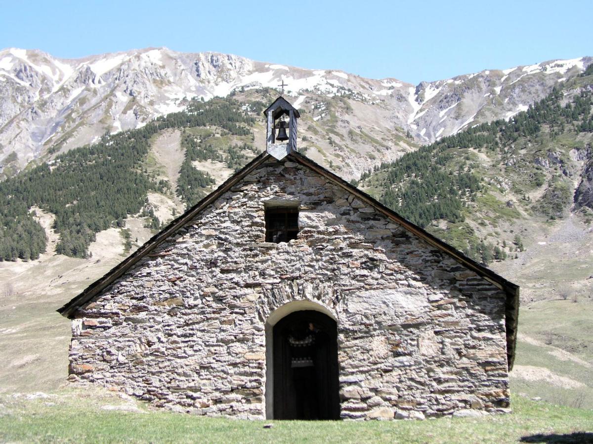 Casa De Piedra Con Encanto En El Bonito Pueblo De Бахерге Экстерьер фото