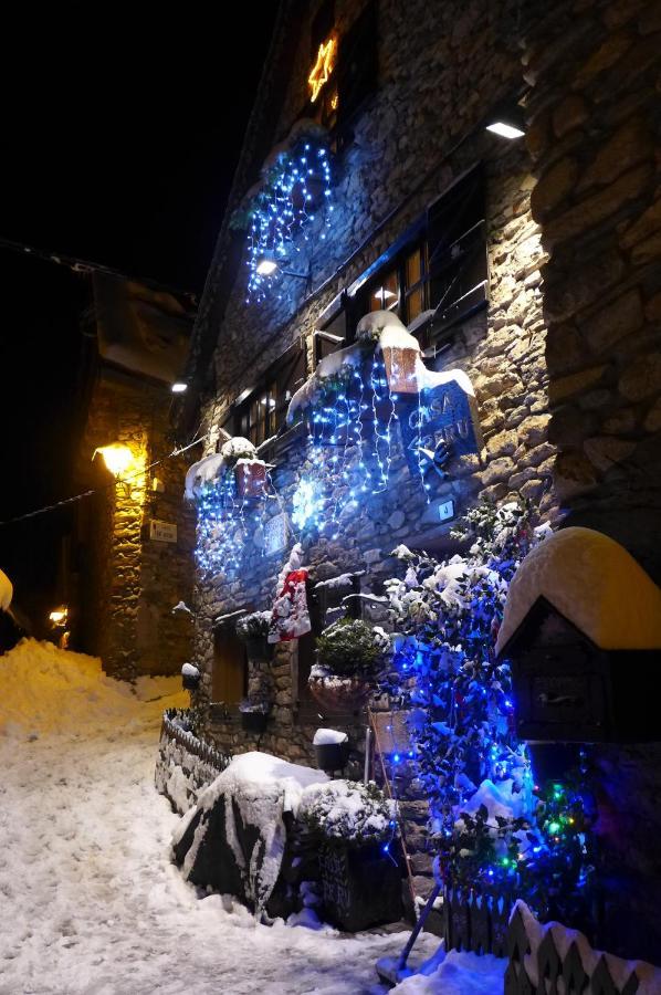 Casa De Piedra Con Encanto En El Bonito Pueblo De Бахерге Экстерьер фото